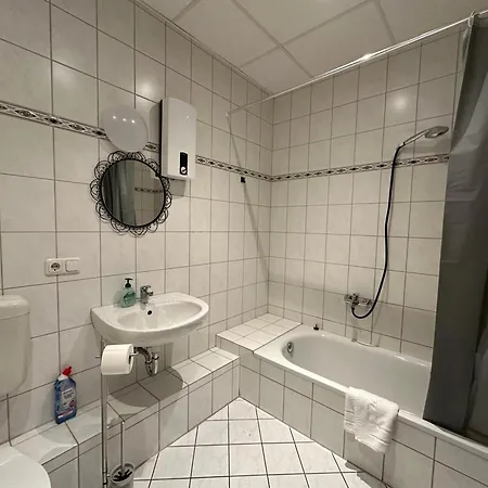 Apartmán Suite4monteure I Bis Zu 10 Personen I Kueche I Waschmaschine Wiesbaden