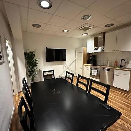 Suite4monteure I Bis Zu 10 Personen I Kueche I Waschmaschine 아파트